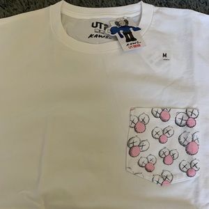 Uniqlo x Kaws